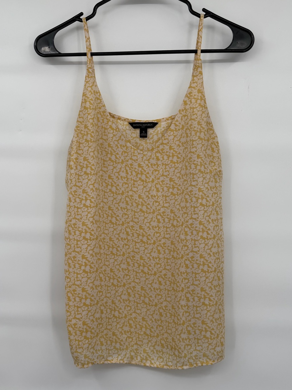 Banana Republic factory yellow white floral flowy tank blouse